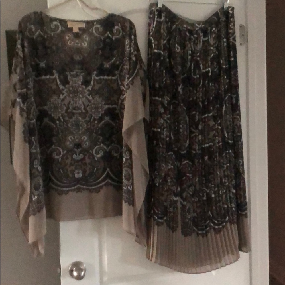 Michael Kors 2 pièce top & skirt